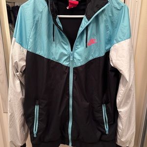 Nike windbreaker